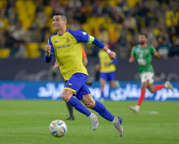 九游sports-手机党世界杯蹲球攻略:三大平台横评,哪一款最懂你的观赛痛点?
